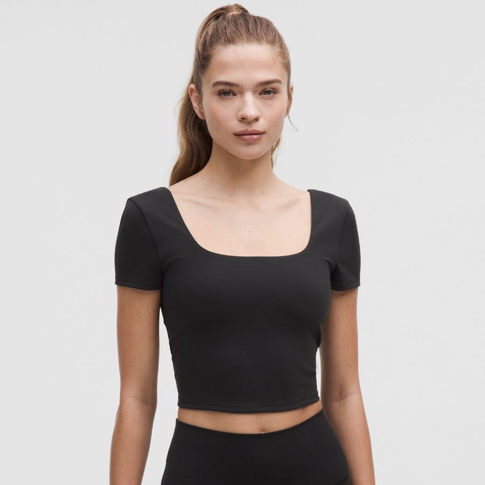Lululemon Wunder Under SmoothCover Square-Neck T-Shirt